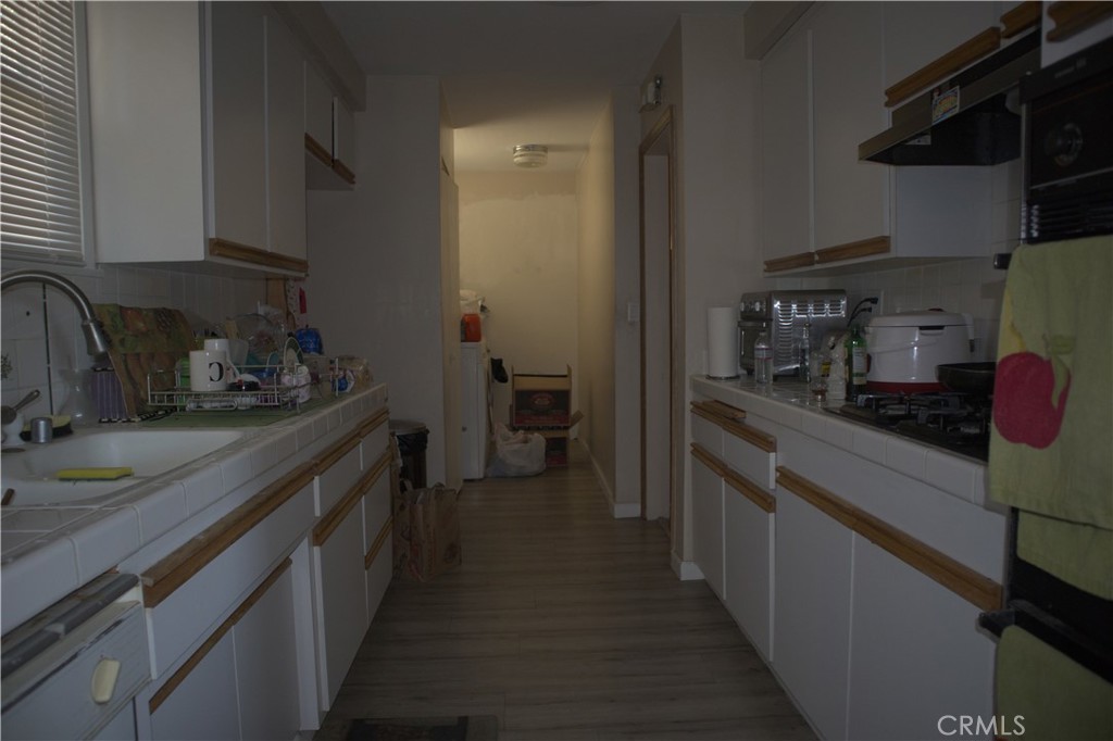 7845 Sausalito Avenue