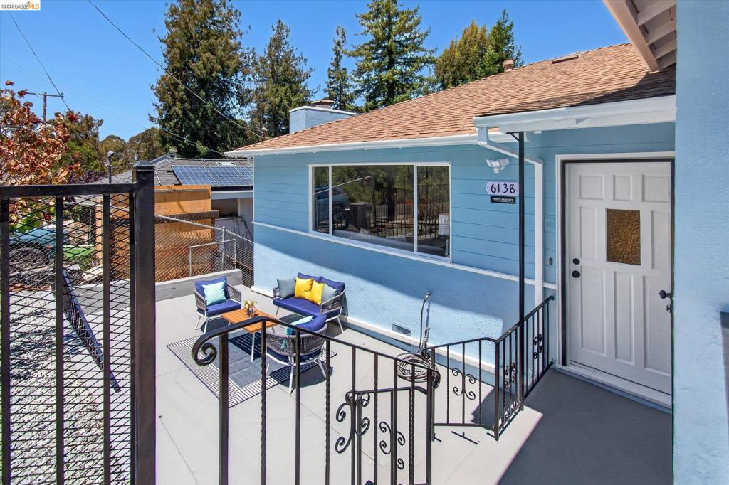 6138 Oakdale Ave AVE, Oakland CA 94605