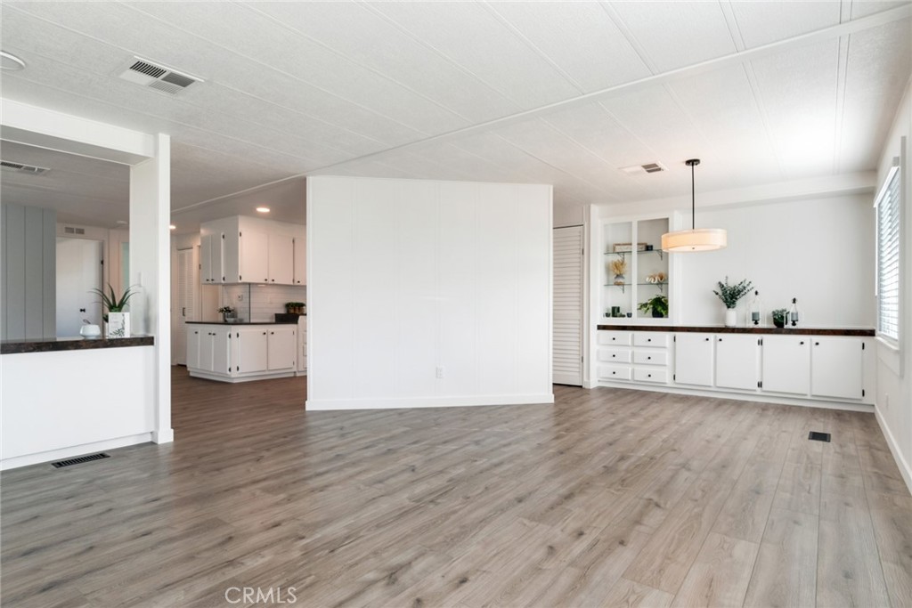 975 California Street 64