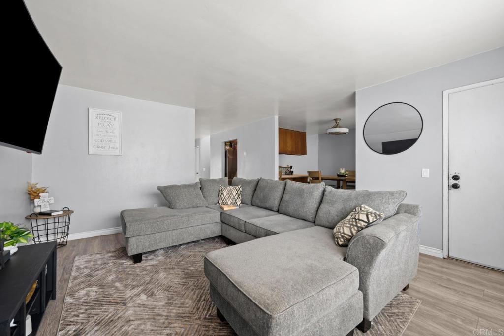 1640 Maple Drive 2