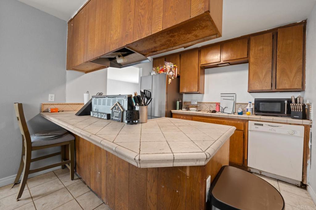 1640 Maple Drive 2