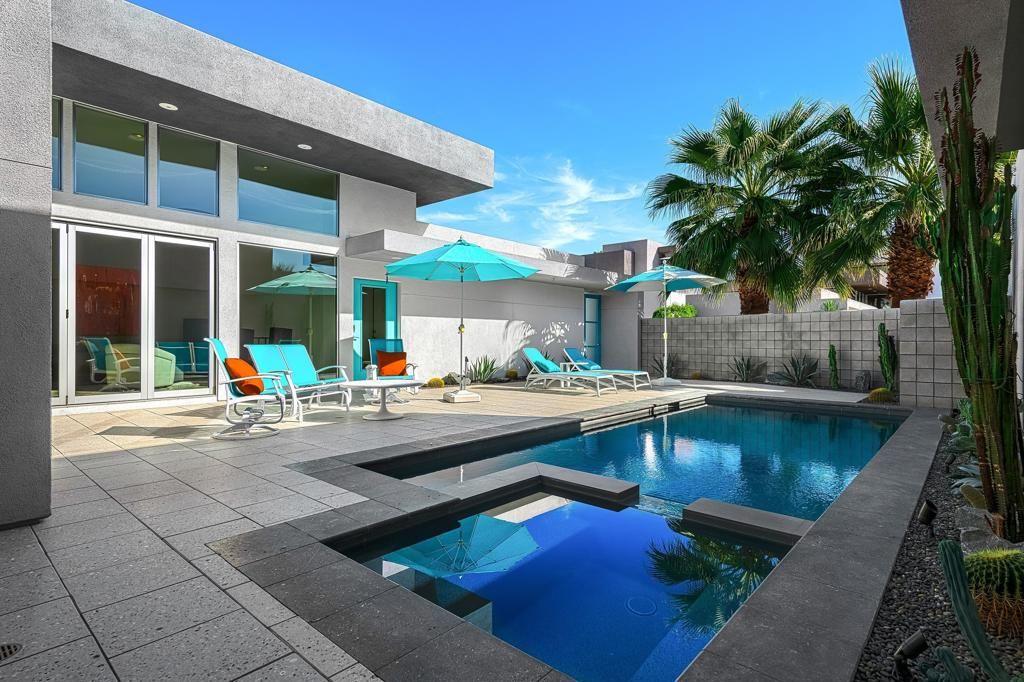 Photo of 425 Suave Lane, Palm Springs, CA 92262 (MLS # 219137194PS)