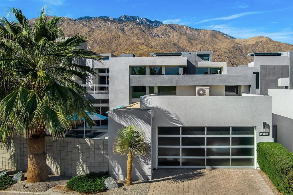 Photo of 425 Suave Lane, Palm Springs, CA 92262 (MLS # 219137194PS)