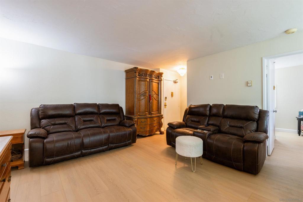 La Mesa - Residential