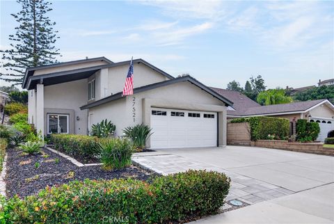 Photo of 27521 Abanico, Mission Viejo, CA 92691 (MLS # NP26085304)