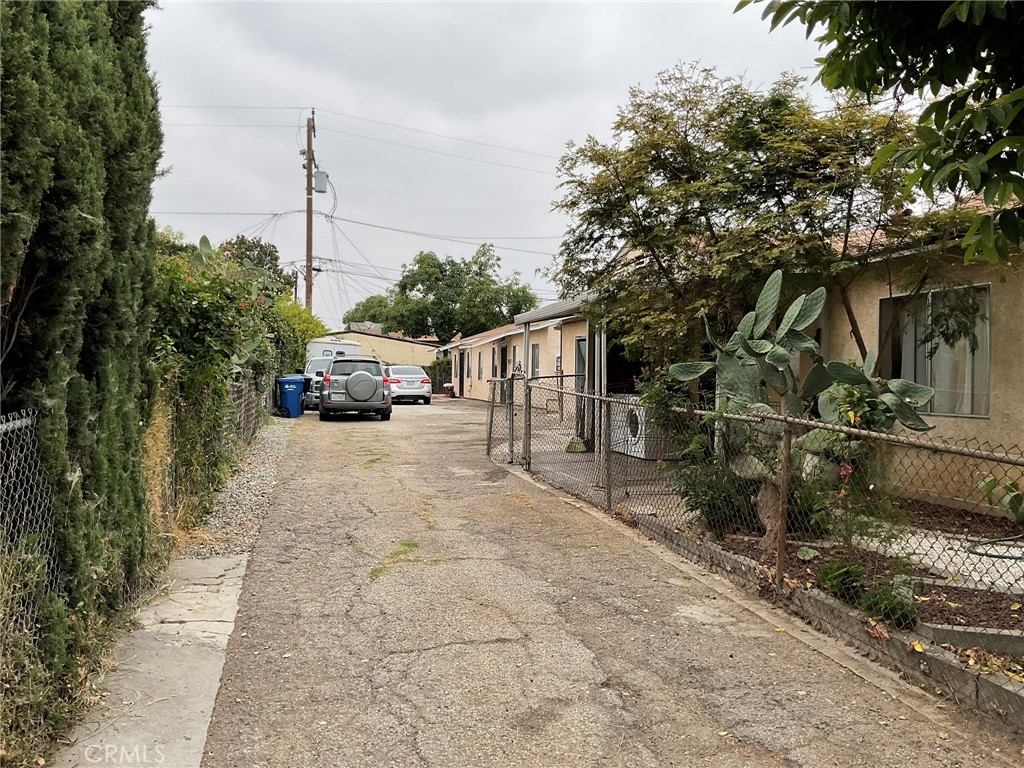 4465 Lovett Street