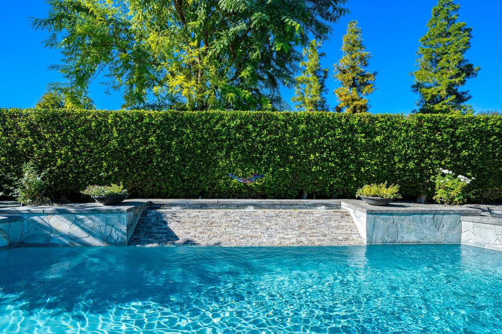 Waterford-420 - Residential