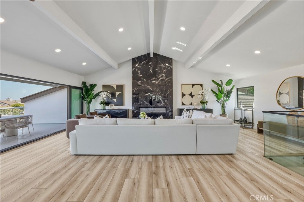 137 Jasmine Creek Dr