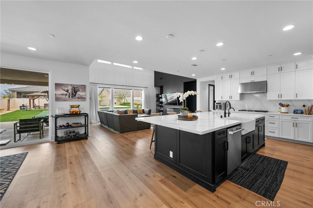 39725 Larkspur