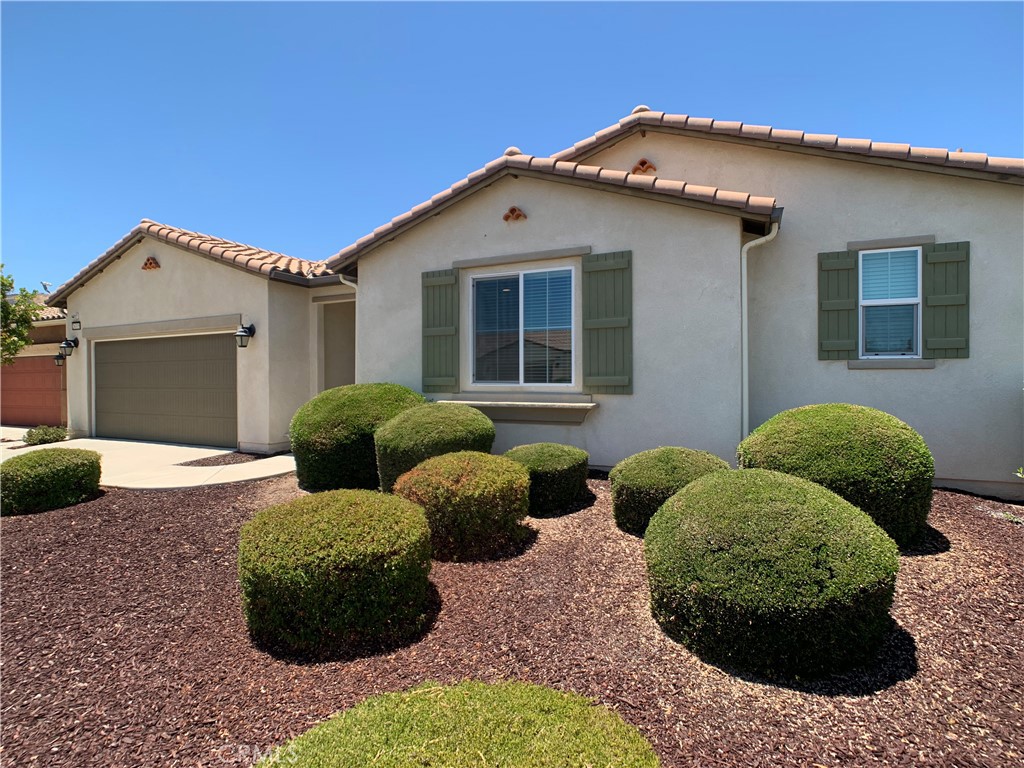 26335 Meadow Creek Ln