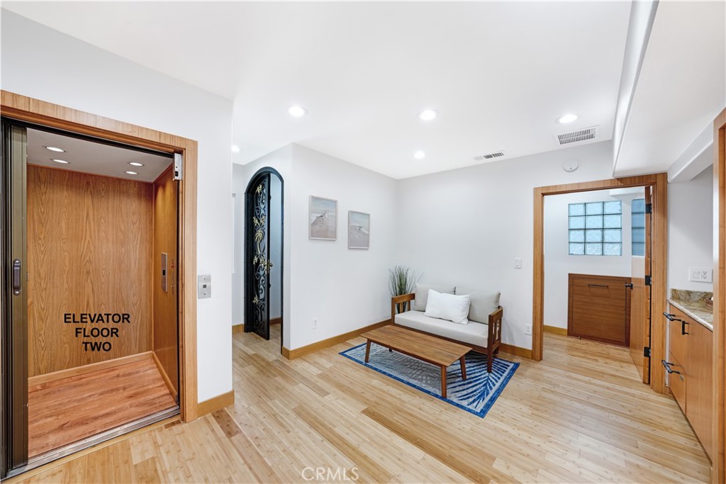 Sunset Beach (SUNB) - Residential