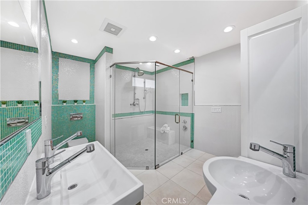 Sunset Beach (SUNB) - Residential