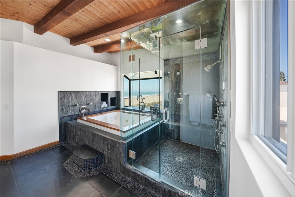 Sunset Beach (SUNB) - Residential