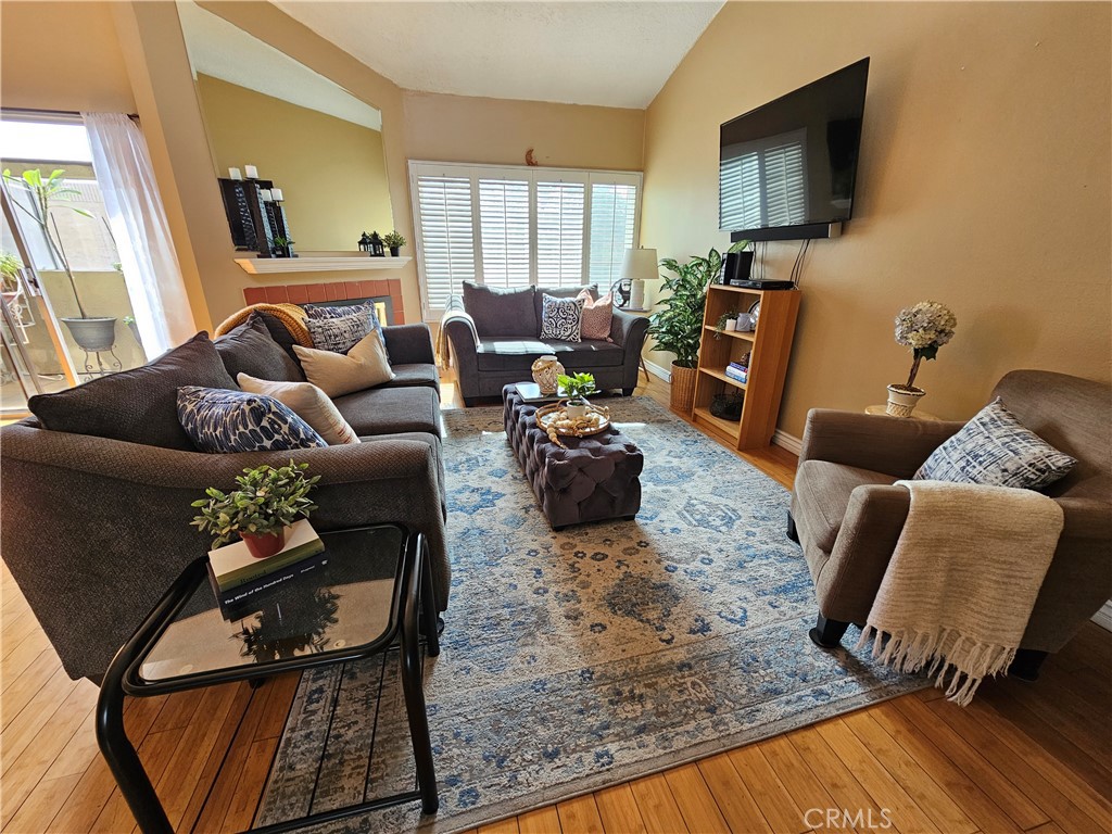 9431 Shadowood Drive E