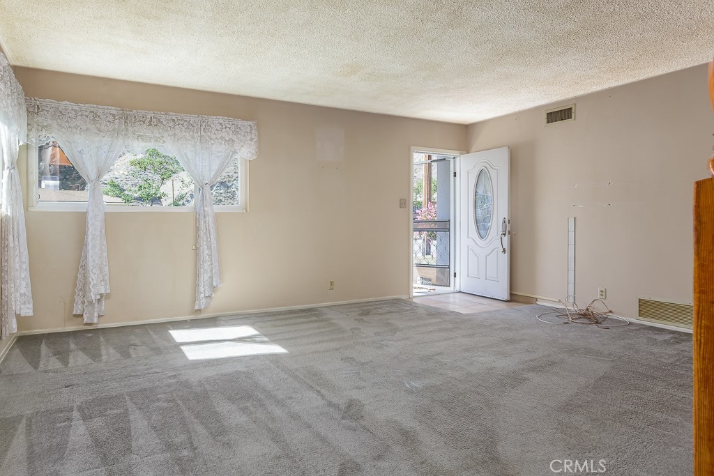 Mint Canyon (MINTC) - Residential