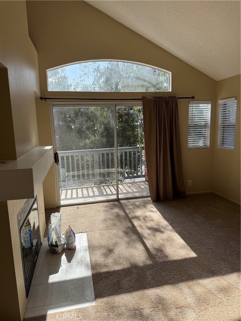 Brisa del Lago I (BD) - Residential Lease