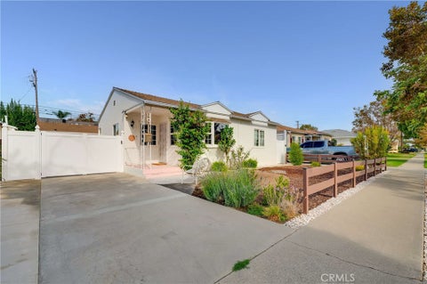 Photo of 5949 Autry AVE, Lakewood, CA 90712 (MLS # PW26190859)