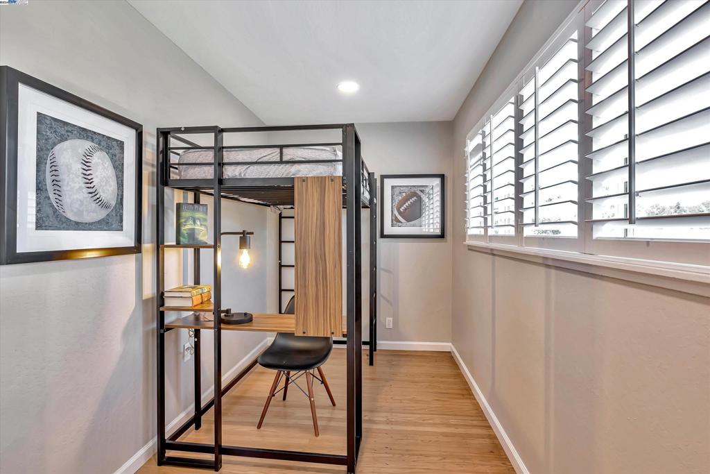 LAKE CHABOT - Residential