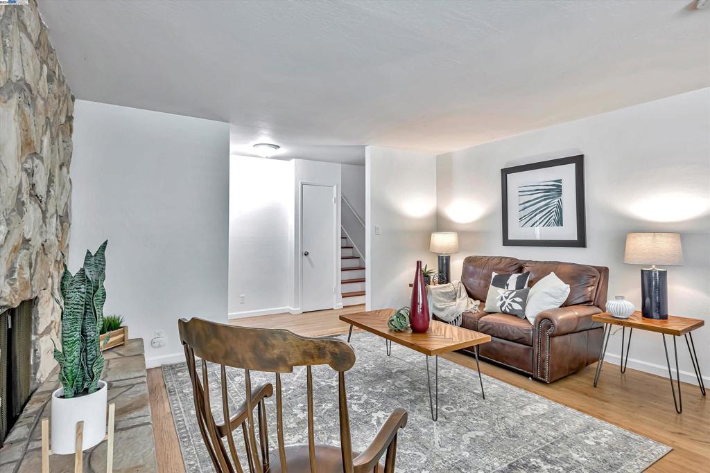 LAKE CHABOT - Residential