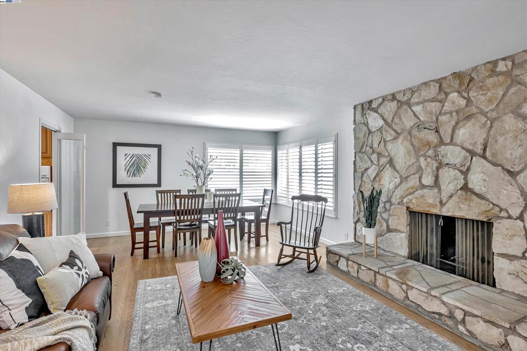 LAKE CHABOT - Residential