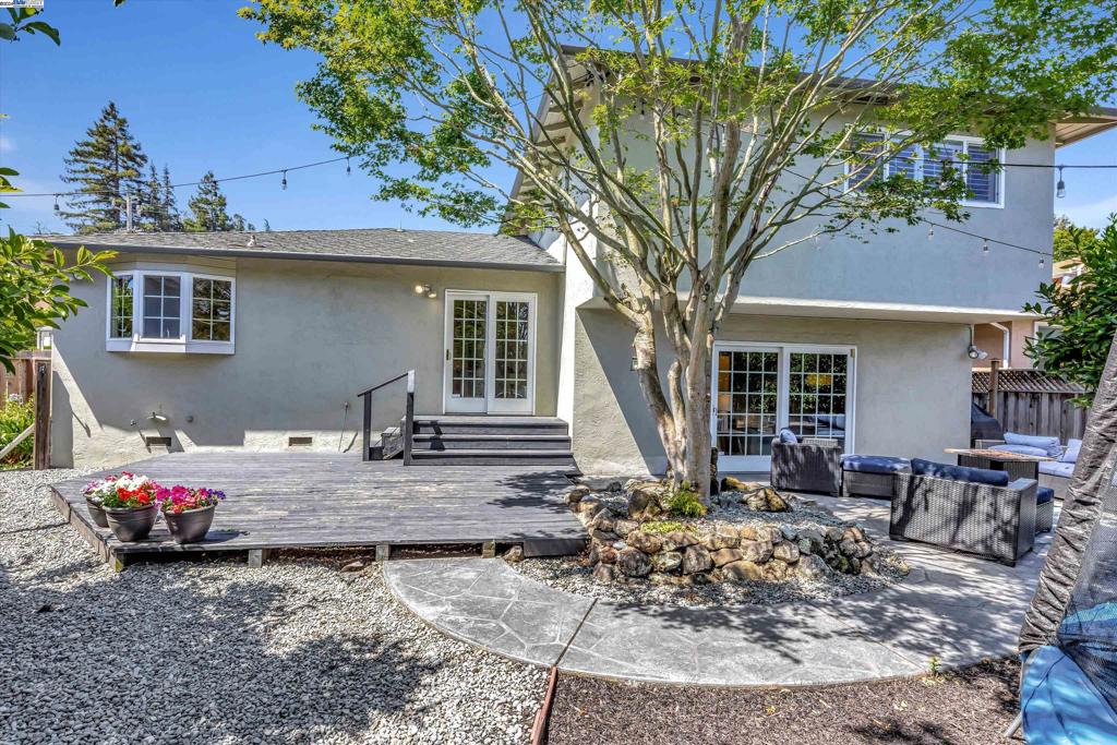 LAKE CHABOT - Residential