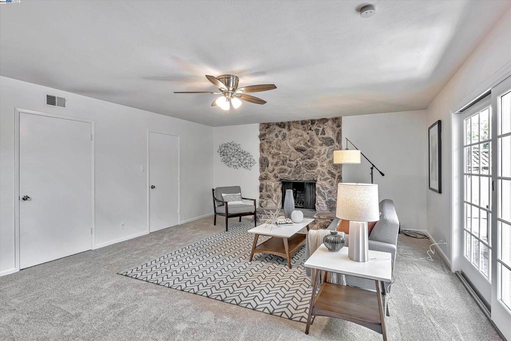 LAKE CHABOT - Residential