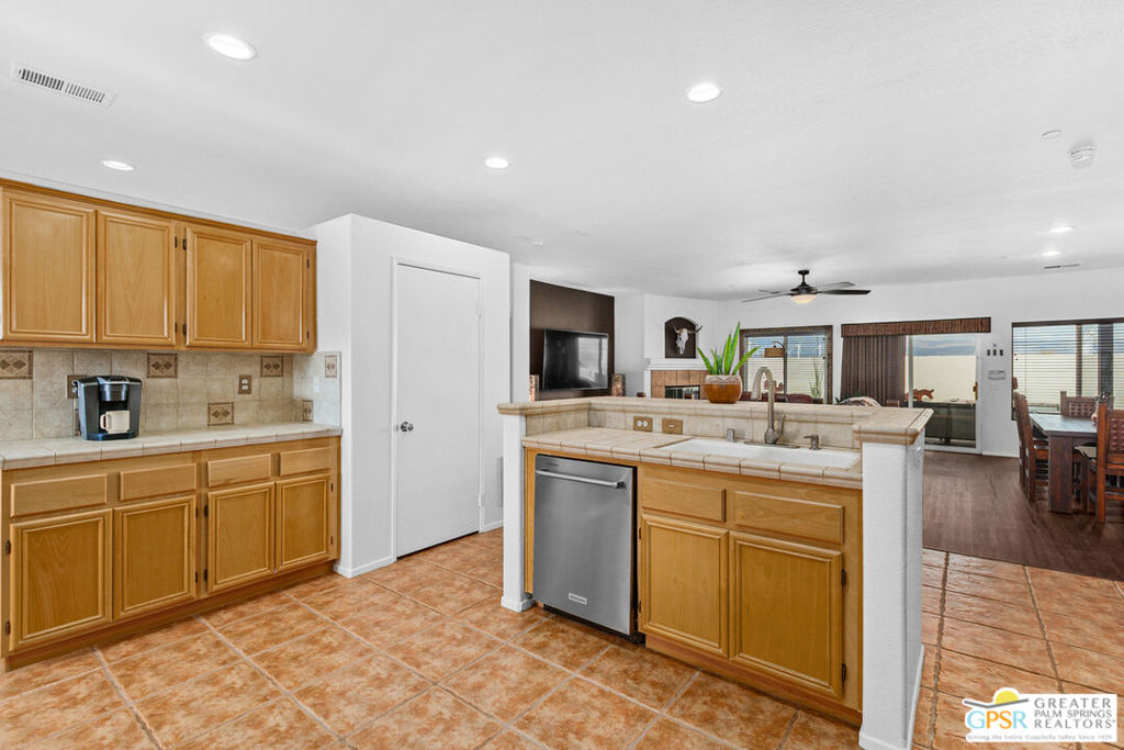 Mountain Gate - Residential