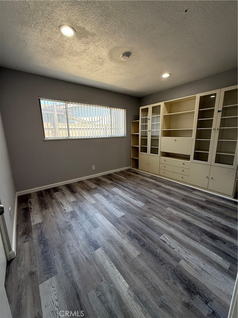 Raymond Hills - Residential Lease