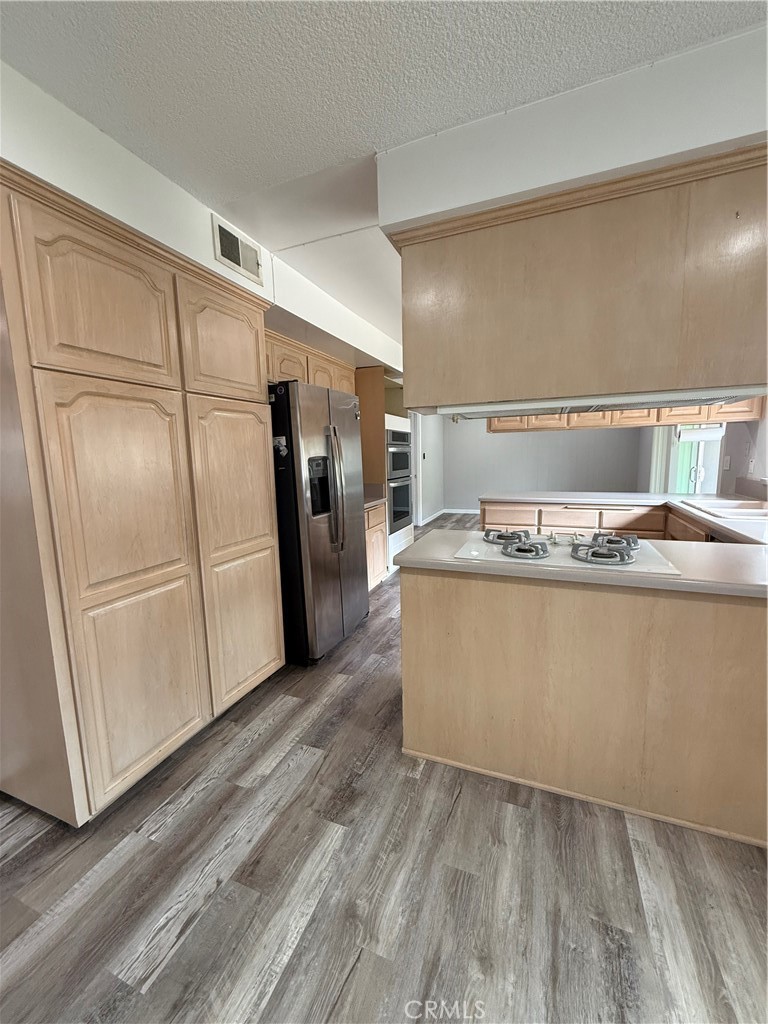 Raymond Hills - Residential Lease