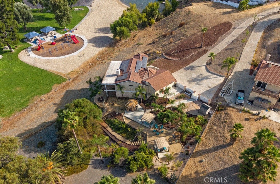 22032 W San Joaquin Drive