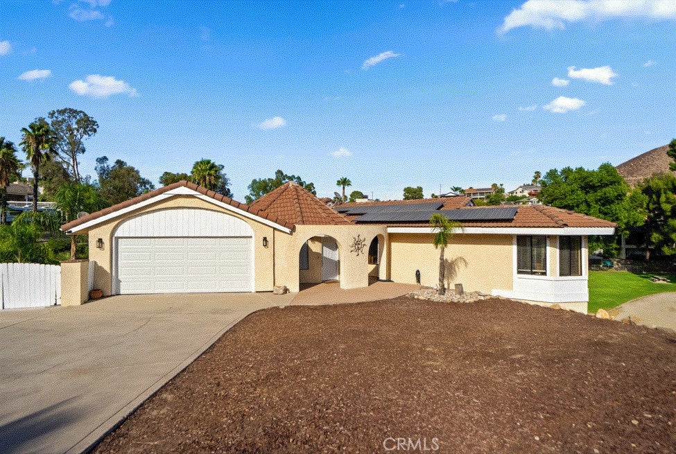 22032 W San Joaquin Drive