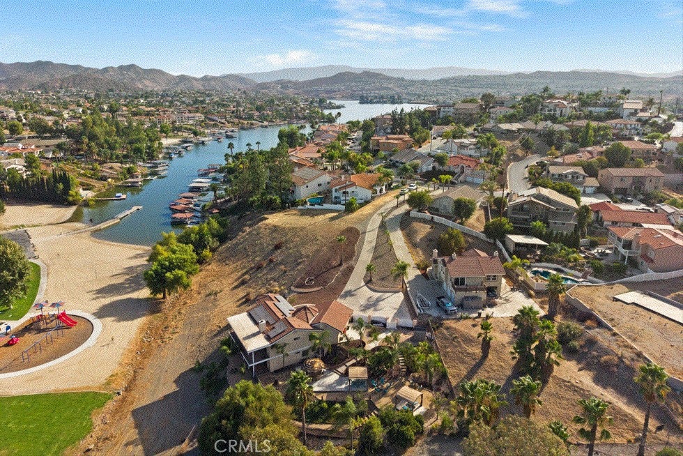 22032 W San Joaquin Drive