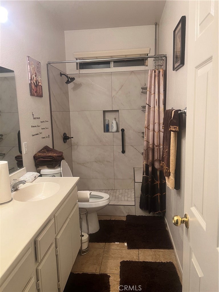 11735 Winewood