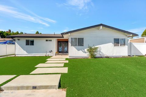 Photo of 8225 Fallbrook Avenue, West Hills, CA 91304 (MLS # 225005356) Photo of 8225 Fallbrook Avenue, West Hills, CA 91304 (MLS # 225005356)