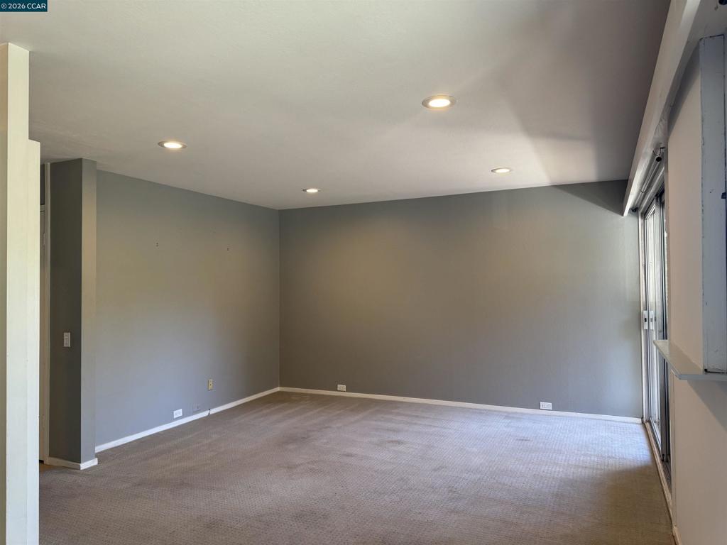 2133 Donald Dr 18