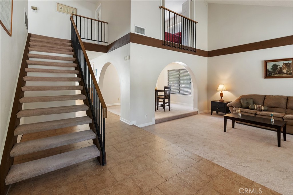 17656 Mockingbird Hill Circle