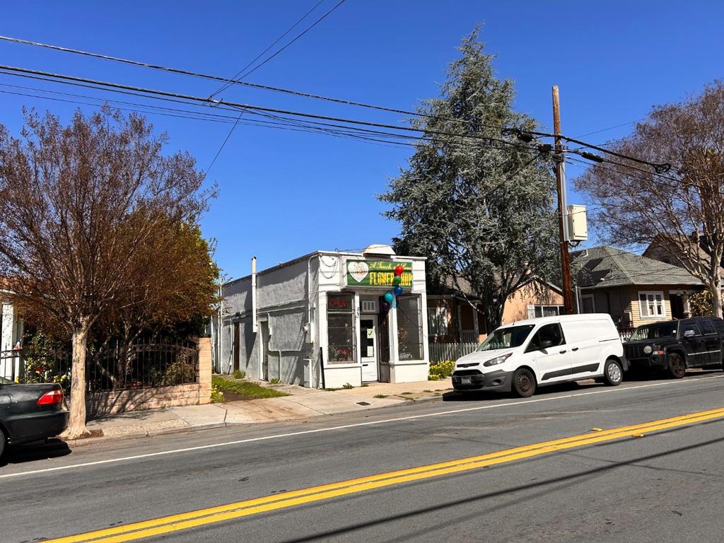 A prime opportunity for investors or owner-users. This flower shop has been in this location for 49 years. approximately +/- 4,356 sq ft. lot. commercial building is ideally situated in the hearth of San Jose and offers endless potential. Buy as investment or for your business. The zone is residential/commercial and provides a versatile canvas for a variety of business or a blend of visibility accessibility. Near San Jose Downtown, and Japan town, Freeway 101, San Jose State and more conveniences. Build your home here and have your business. Business is included in the price. Business is working and open.