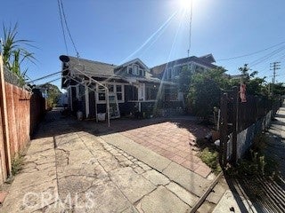 336 W 45th Street