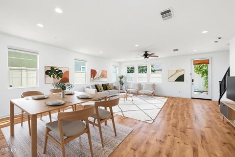 Photo of 17326 Parque Vanowen Way Way, Lake Balboa, CA 91406 (MLS # P1-29192)