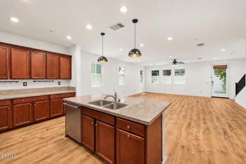 Photo of 17326 Parque Vanowen Way Way, Lake Balboa, CA 91406 (MLS # P1-29192)