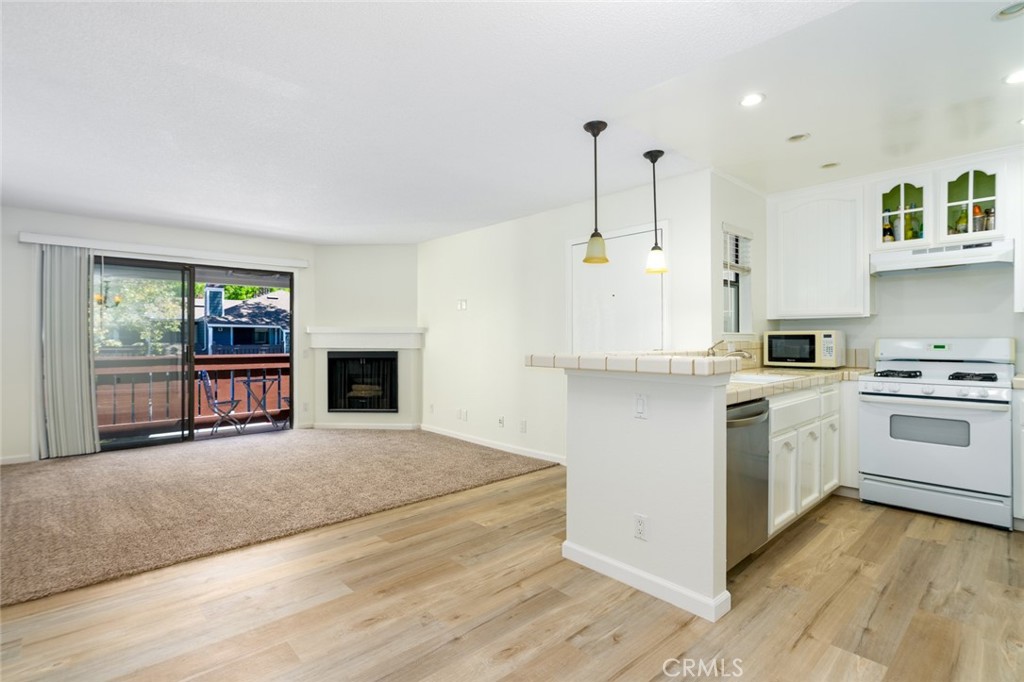 Kellogg Terrace (KELT) - Residential Lease