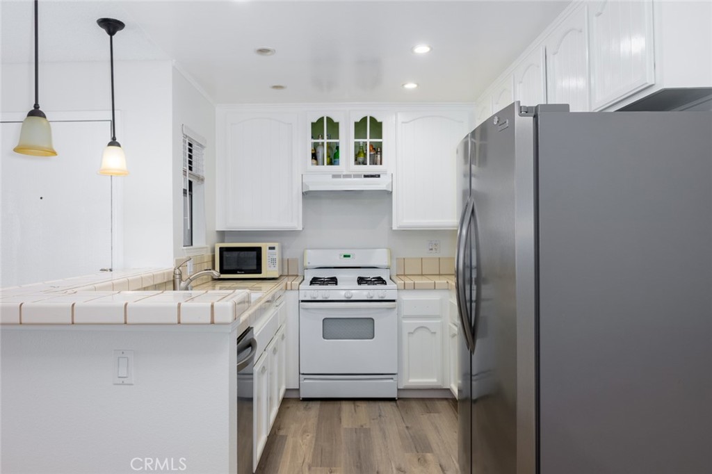 Kellogg Terrace (KELT) - Residential Lease