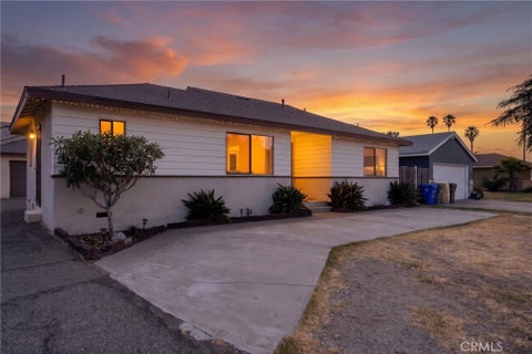 Photo of 16563 Barbee ST, Fontana, CA 92336 (MLS # IV26181031)