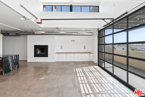 Photo of 1544 12th Street #303, Santa Monica, CA 90401 (MLS # 26645821)