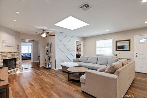 2905 Magnolia Avenue Long Beach CA 90806