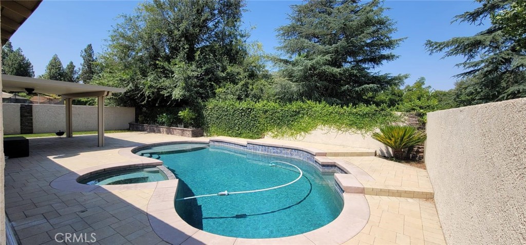 WELCOME TO THIS BEAUTIFUL 4/2 POOL HOME! THE SELLER IS IN THE PROCESS OF REFRESHING BOTH THE INTERIOR AND EXTERIOR WITH NEW PAINT. YOU WILL ALSO ENJOY A BRAND-NEW KITCHEN, NEW FLOORING, AND RECENT UPGRADES THROUGHOUT. CONVENIENTLY LOCATED NEAR THE 91 FREEWAY, RIVERSIDE UNIVERSITY, AND THE COLLEGE, THIS HOME OFFERS BOTH COMFORT AND CONVENIENCE.
IT WILL BE READY TO MOVE IN SOON AS THE SELLER COMPLETES THE FINAL TOUCHES. COME AND SEE THIS WONDERFUL PROPERTY BEFORE IT’S GONE!