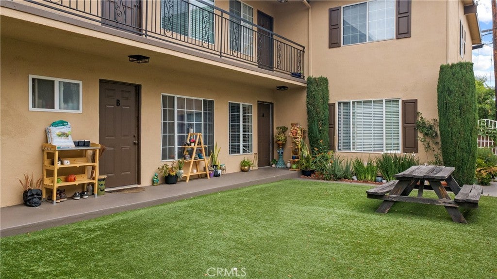 3723 Artesia
