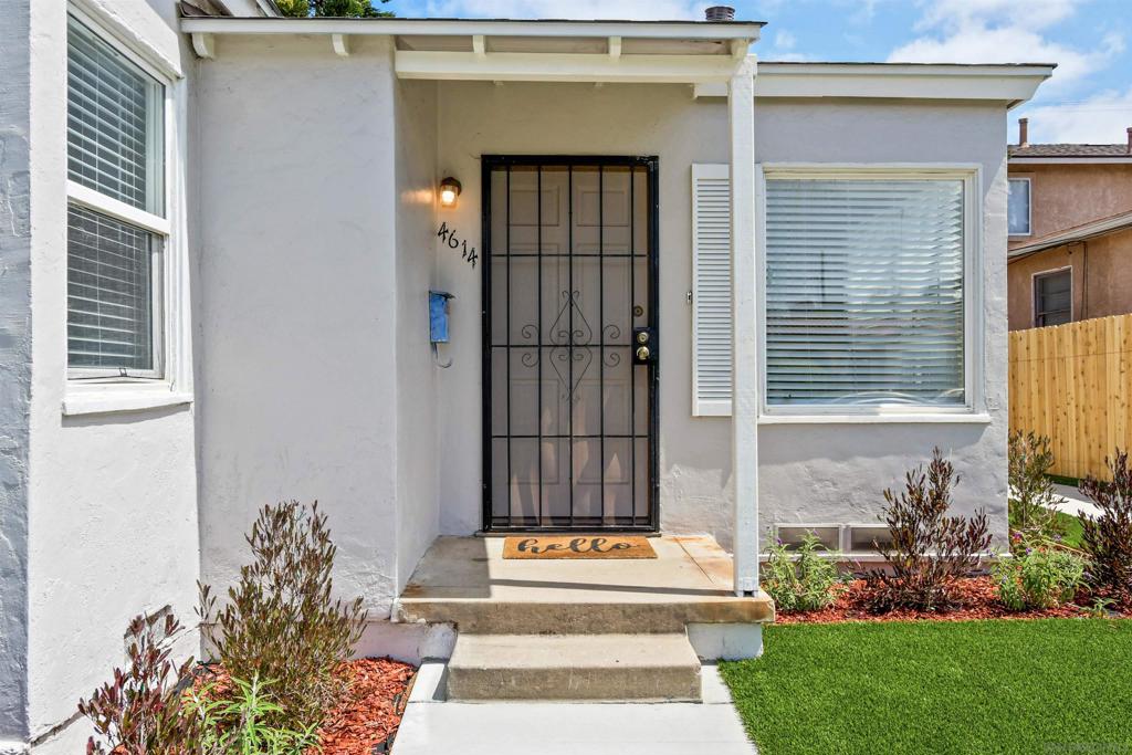 4614 4616 Larkspur St