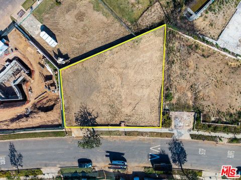 Photo of 746 Alma Real Drive, Pacific Palisades, CA 90272 (MLS # 26711903)