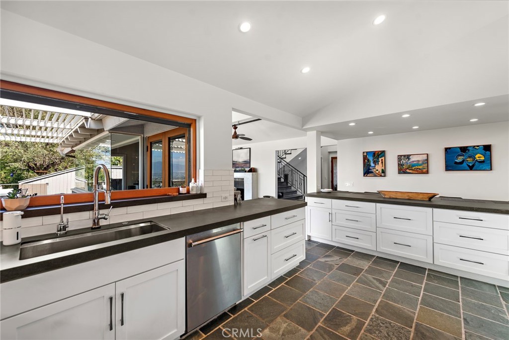 Top Of The World (TOW) - Residential Lease